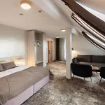 Old Mill Comfort Hotel 3*