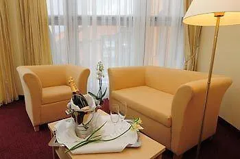 酒店 Old Mill Comfort 3*
